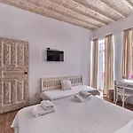 Pensjonat La Maison Kalogera 3*