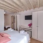 La Maison Kalogera