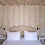 Gasthuis La Maison Kalogera