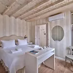 La Maison Kalogera Mykonos Town