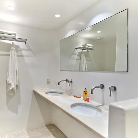 Πανσιόν La Maison Kalogera 2*